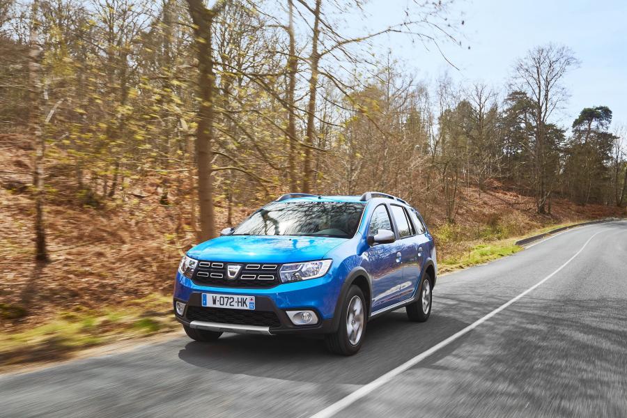 Dacia Logan MCV Stepway 2017 года  (WW) (фото 3 из 53)